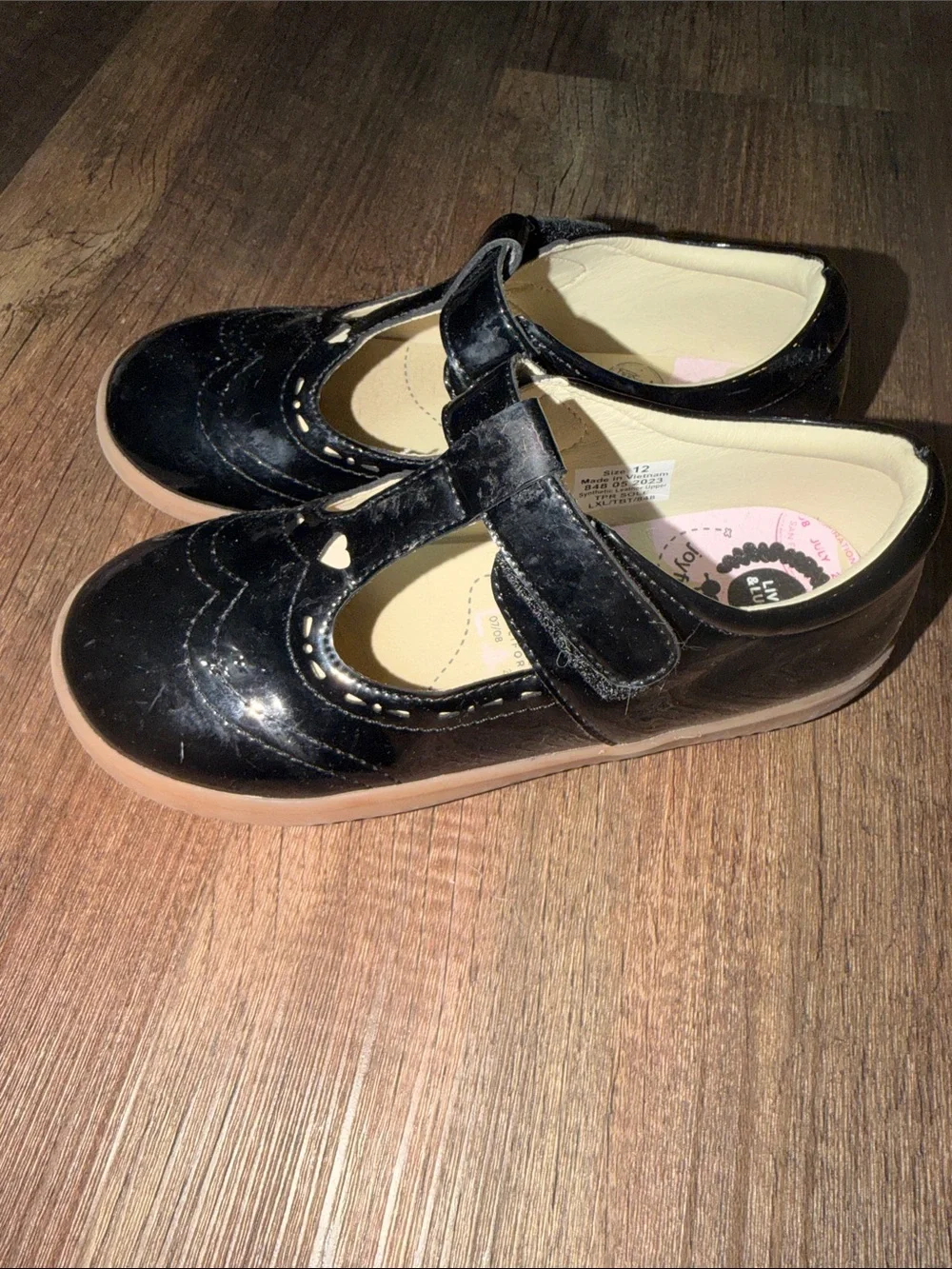 Livie & Luca Black Patent Leather Mary Jane’s Kids Shoes size 12